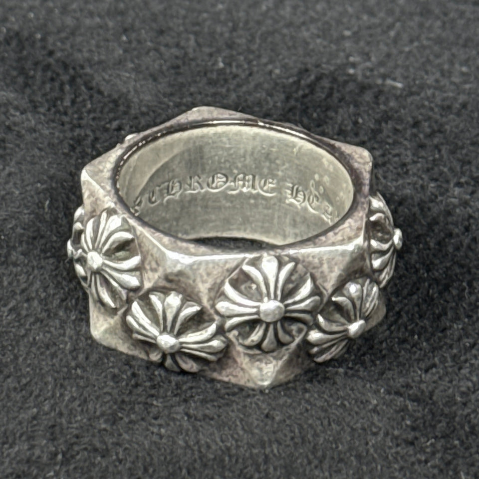 Chrome Hearts Pentagon Plus Ring