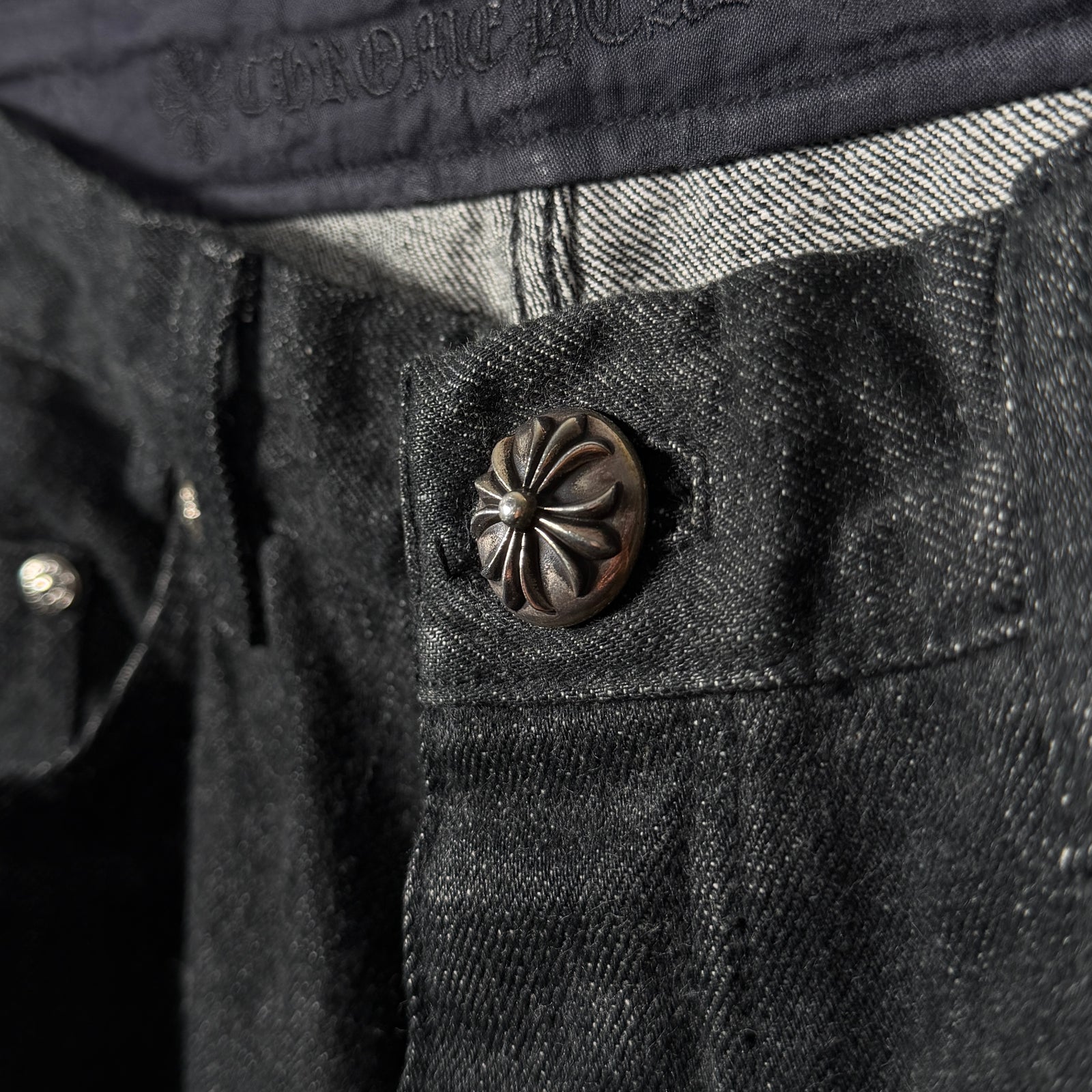 Chrome Hearts Fleur Knee Black Star Patch Jeans